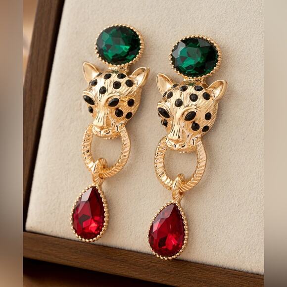 CHIC Goddess Lioness Gold Statement Earrings Drop Dangle - Picture 5 of 6